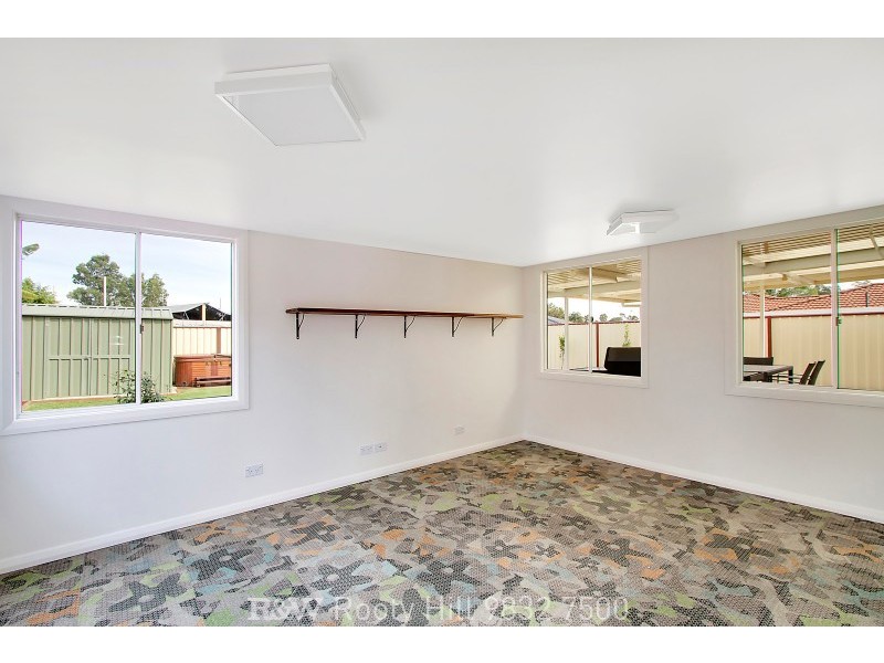 4 Hoffman Place, Oakhurst NSW 2761