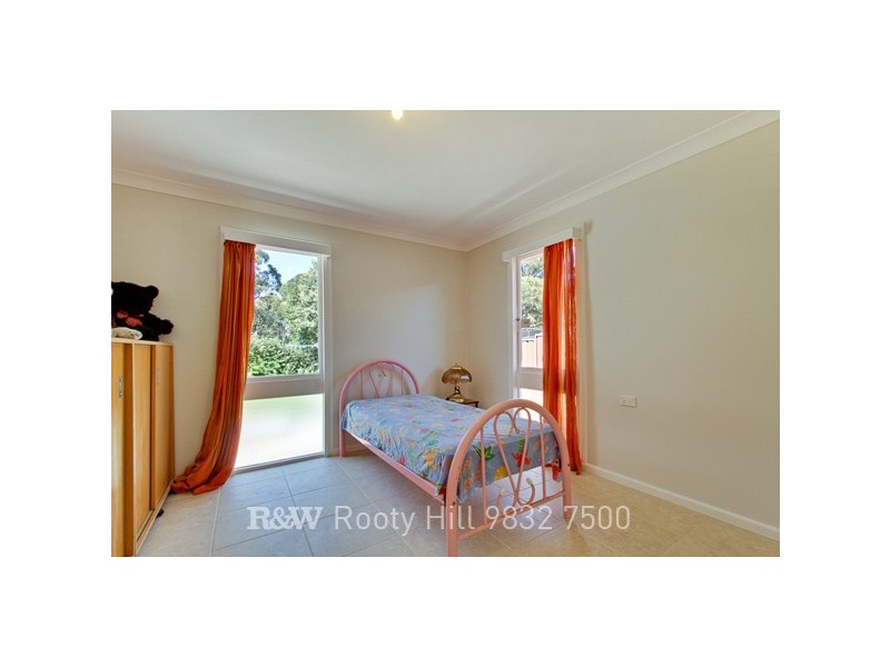 36 Captain Cook Drive, Willmot NSW 2770