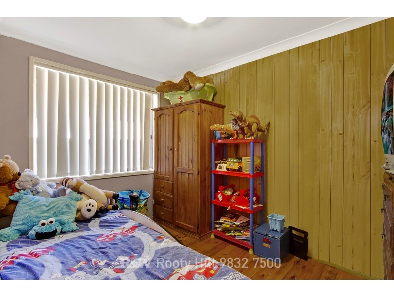 74 Barry Street, Cambridge Park NSW 2747