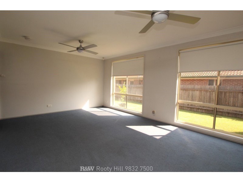 9 Paradise Close, Plumpton NSW 2761