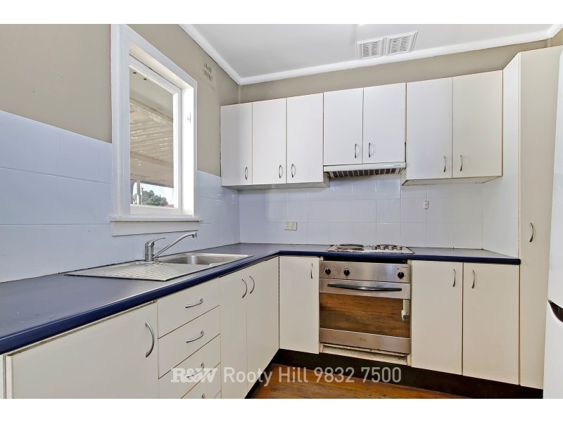 3 Robyn Street, Blacktown NSW 2148