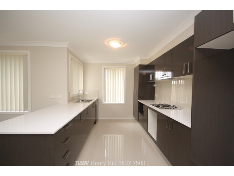 6 Dalrymple Street, Minto NSW 2566