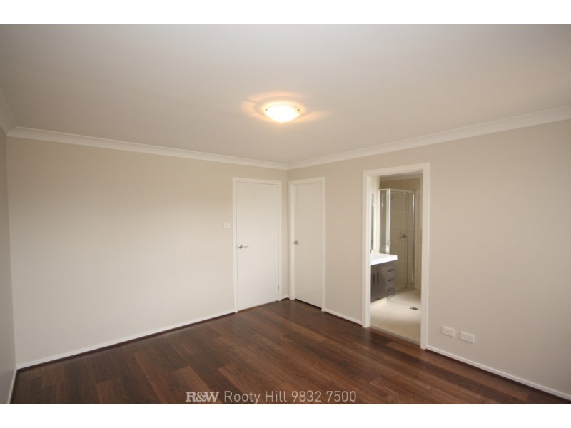 6 Dalrymple Street, Minto NSW 2566