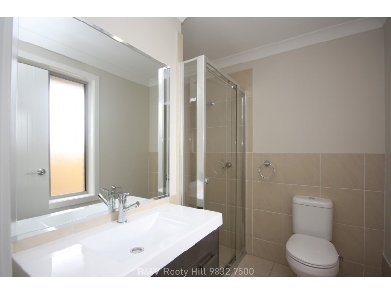 6 Dalrymple Street, Minto NSW 2566