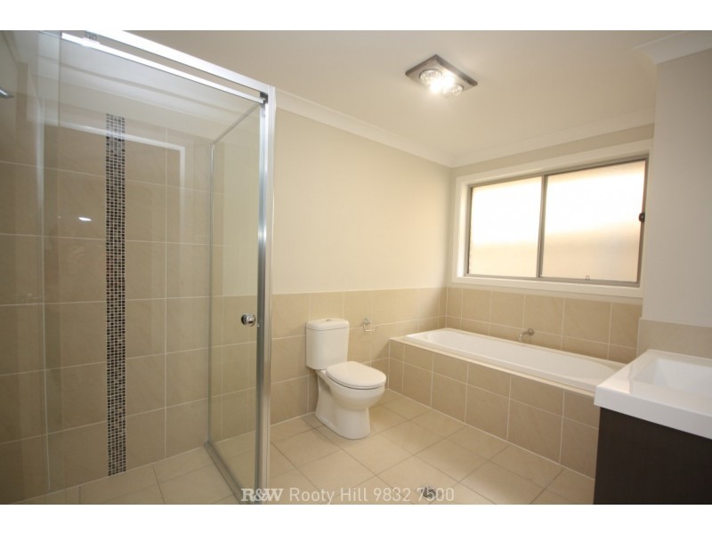 6 Dalrymple Street, Minto NSW 2566