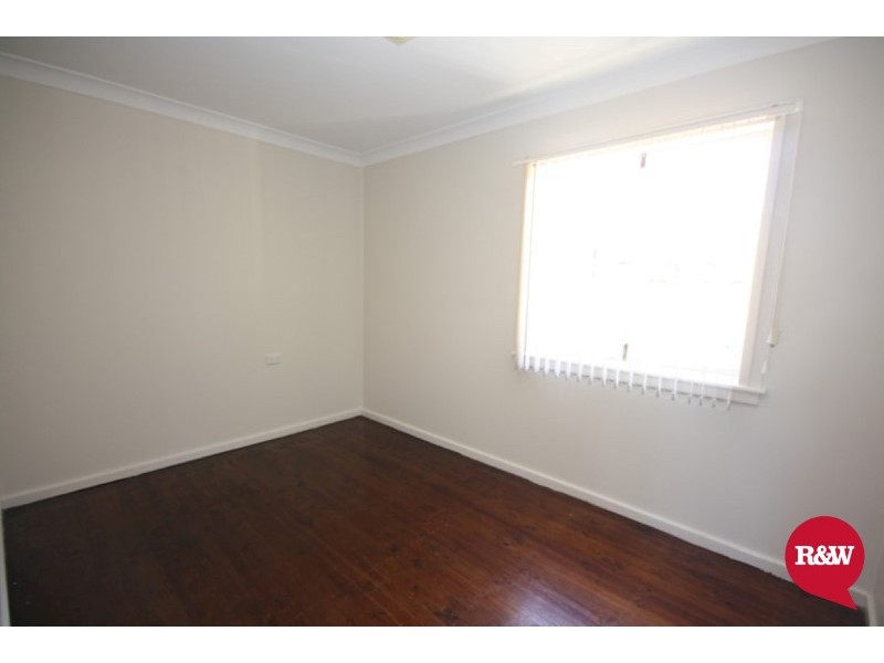 42 Idriess Crescent, Blackett NSW 2770