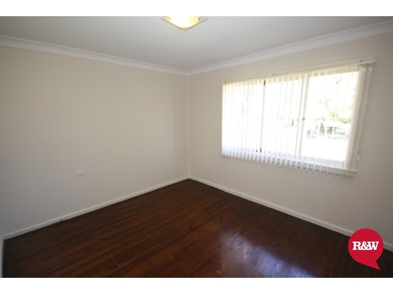 42 Idriess Crescent, Blackett NSW 2770