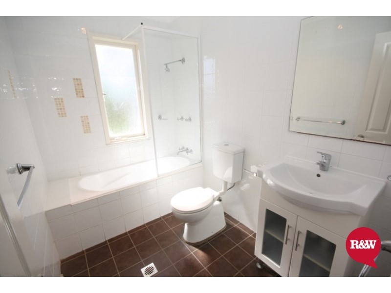 42 Idriess Crescent, Blackett NSW 2770