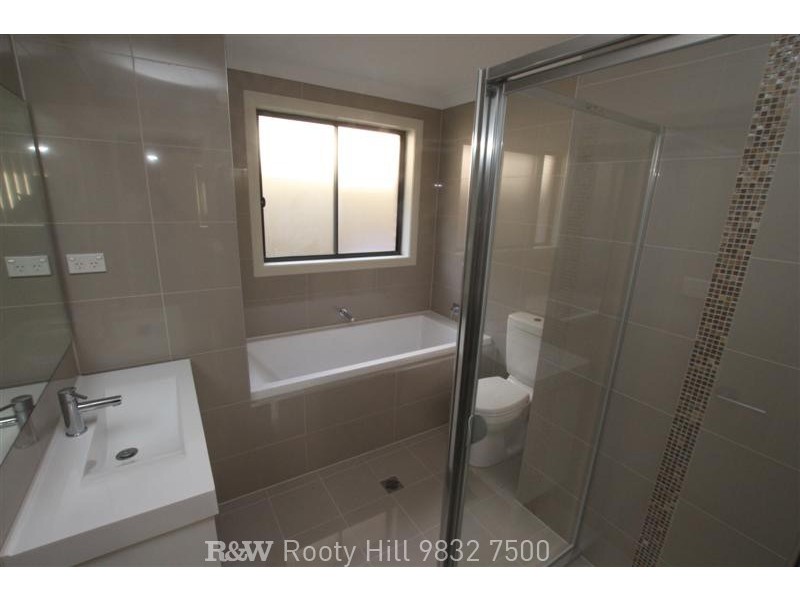 12 Twynam Place, Minto NSW 2566