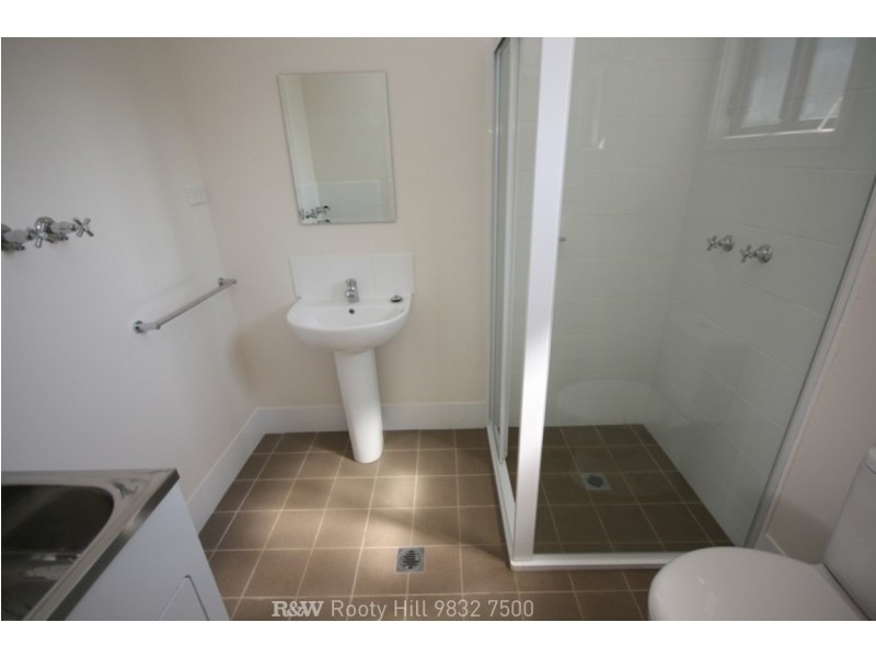 32A Woodview Road, Oxley Park NSW 2760