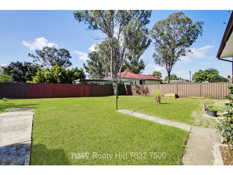 5 Aitape Crescent, Whalan NSW 2770