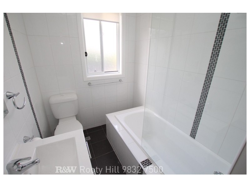 4 Weisel Place, Willmot NSW 2770