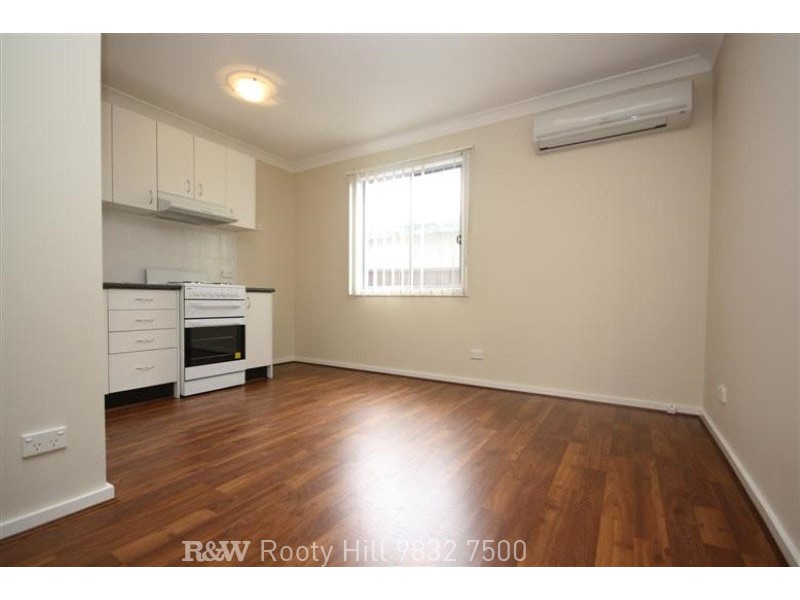 41A Lingayen Avenue, Lethbridge Park NSW 2770