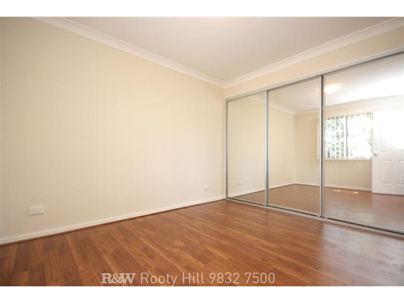 41A Lingayen Avenue, Lethbridge Park NSW 2770