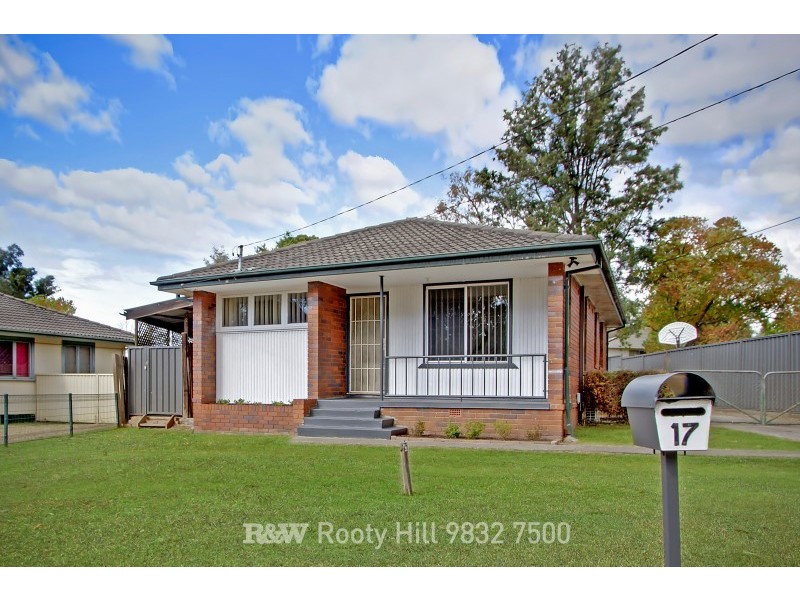 17 Forrester Road, Lethbridge Park NSW 2770