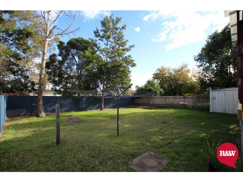 6 Richardson Crescent, Hebersham NSW 2770