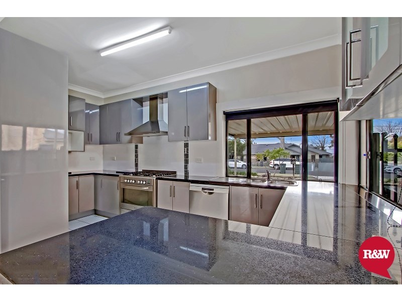 4 Hartington Street, Rooty Hill NSW 2766