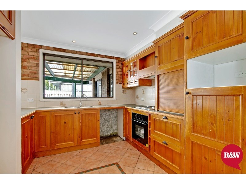 18 Aldan Place, St Clair NSW 2759