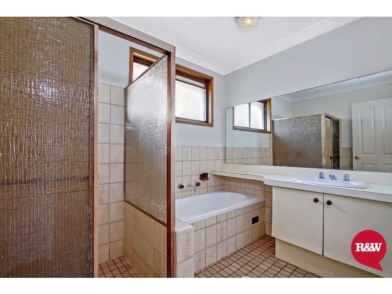 18 Aldan Place, St Clair NSW 2759