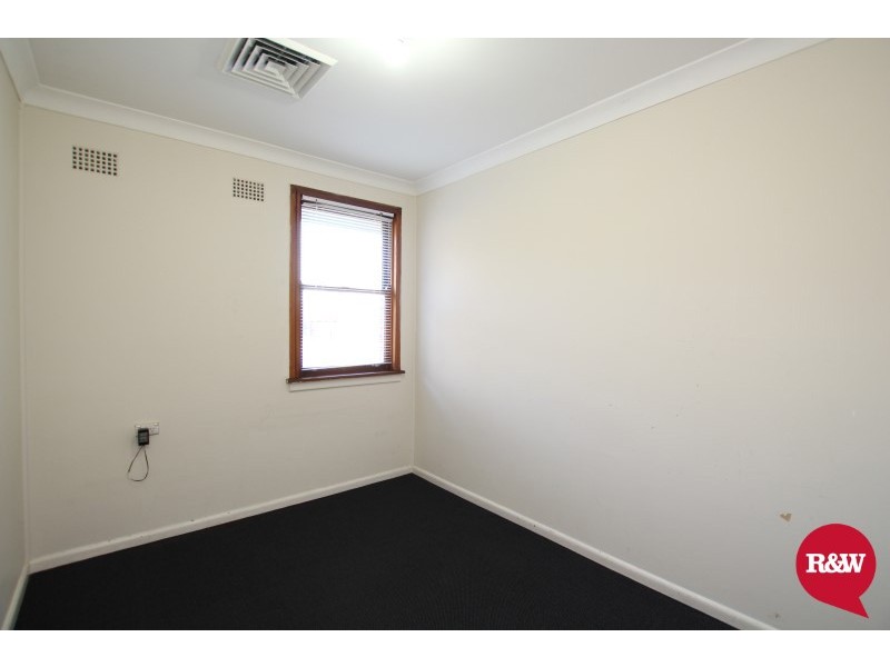 4 Gasmata Crescent, Whalan NSW 2770