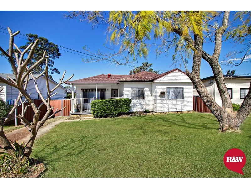 2A Lincoln Drive, Cambridge Park NSW 2747