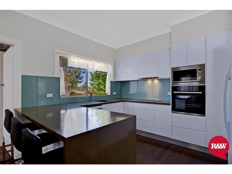 2A Lincoln Drive, Cambridge Park NSW 2747