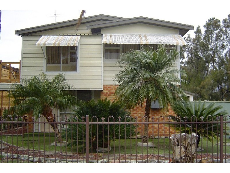 2 Royle Street, Chittaway Point NSW 2261