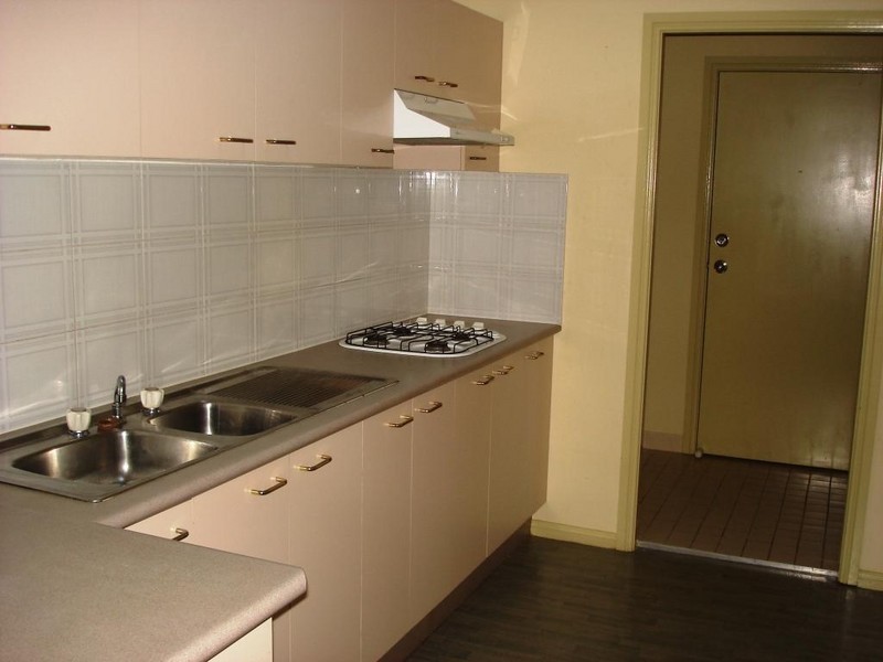 2/9 Laura Street, Gladesville NSW 2111