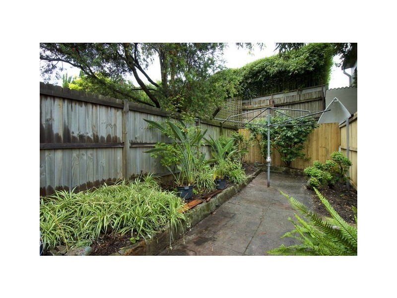 16 Ferdinand Street, Birchgrove NSW 2041