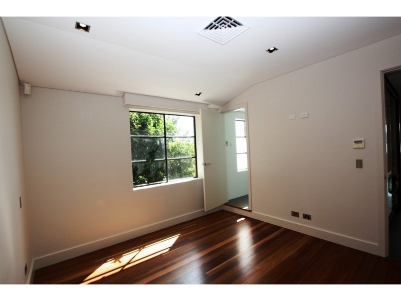 3/19a Wharf Road, Birchgrove NSW 2041