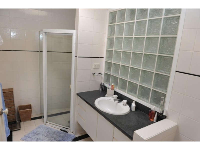 33 William Street **PENDING DEPOSIT**, Balmain East NSW 2041