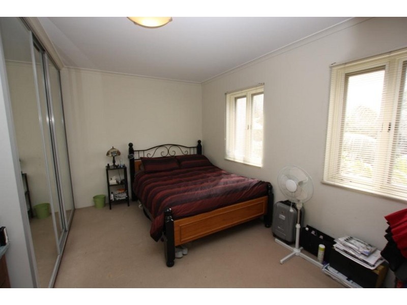 2/41 McKell Street, Birchgrove NSW 2041