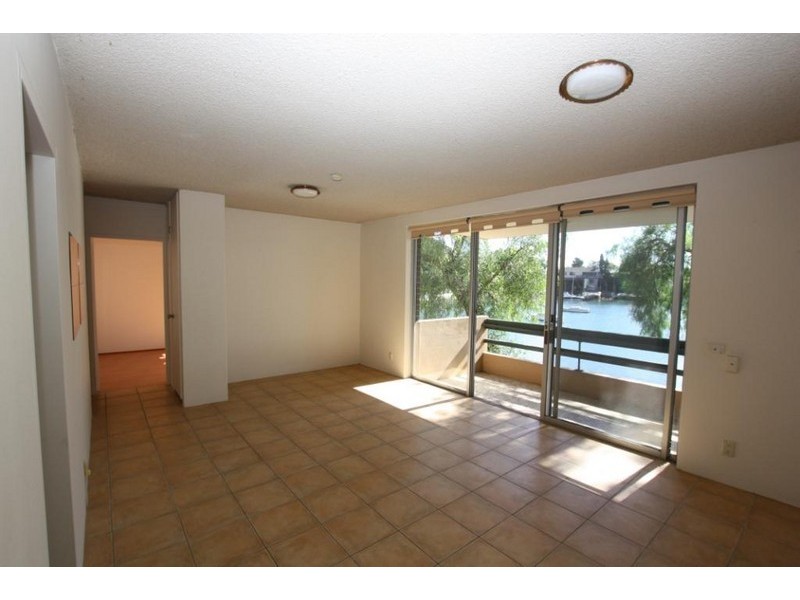2/26  Grove Street, Birchgrove NSW 2041