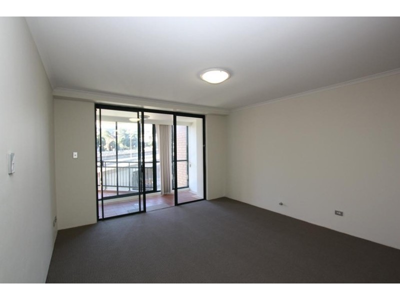 34/2-26 Wattle Crescent **DEPOSIT PENDING**, Pyrmont NSW 2009