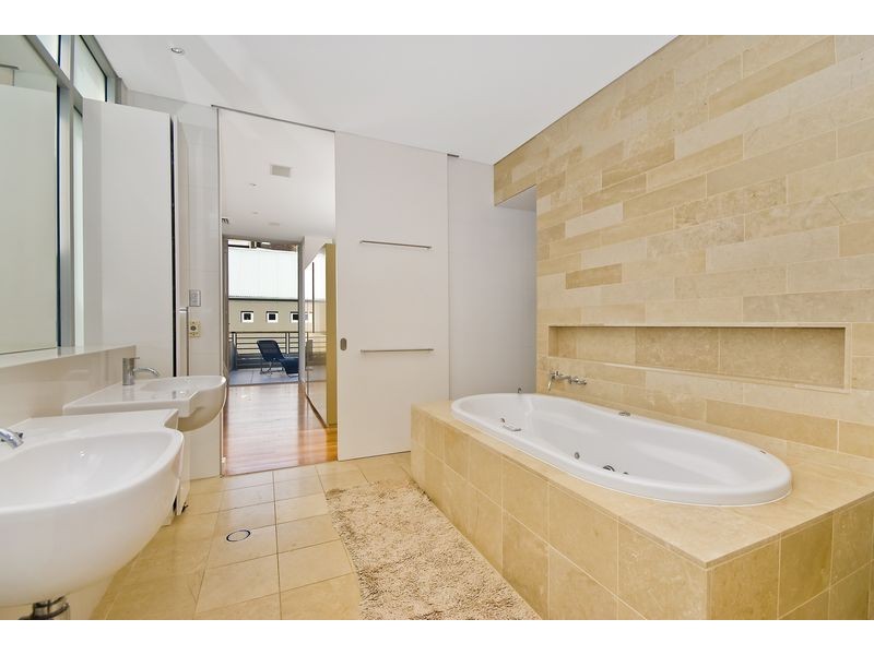 13 Gow Street, Birchgrove NSW 2041