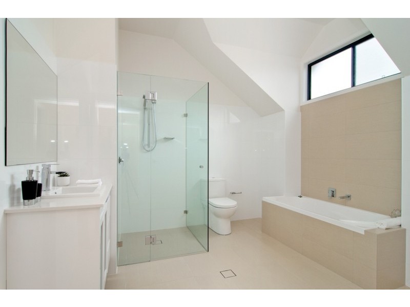 2/406  Lyons Road, Russell Lea NSW 2046