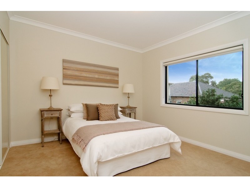 2/406  Lyons Road, Russell Lea NSW 2046