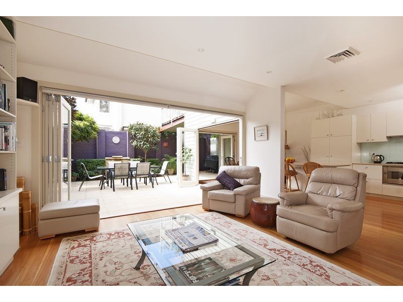 17 The Avenue, Balmain East NSW 2041