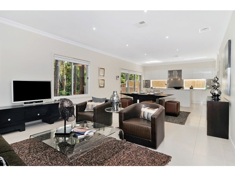 6A STRATFORD AVENUE, Denistone NSW 2114