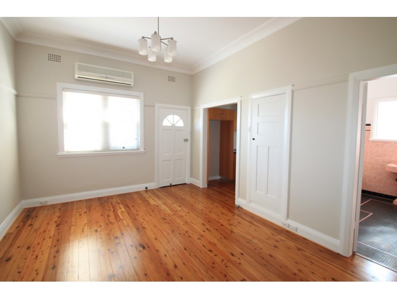 25 Duntroon Street, Hurlstone Park NSW 2193