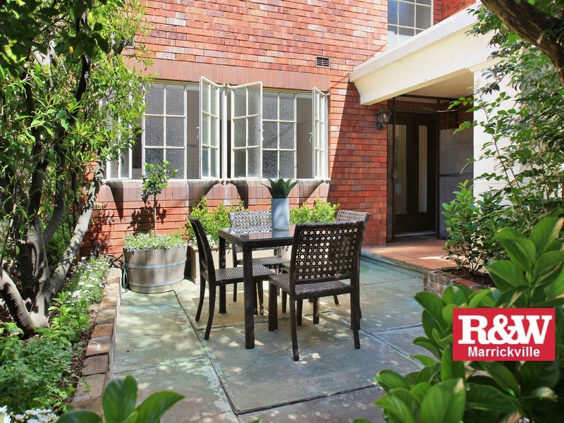 1/68 Ewart Street, Marrickville NSW 2204