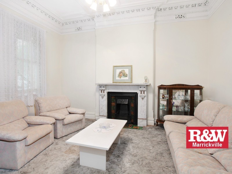 9 Dunstaffenage Street, Hurlstone Park NSW 2193