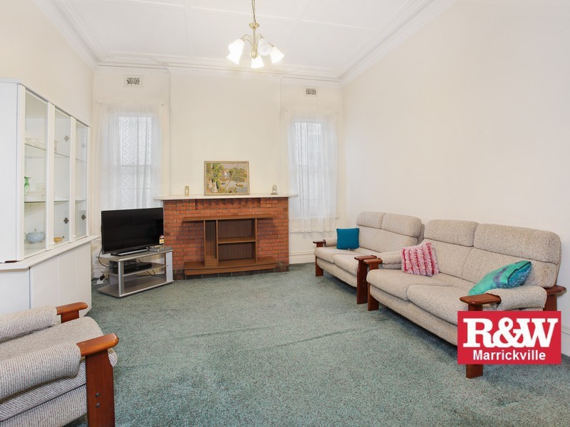 9 Dunstaffenage Street, Hurlstone Park NSW 2193