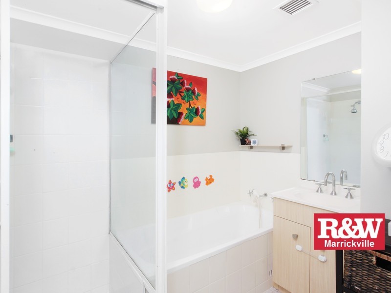 24/11 Hill Street, Marrickville NSW 2204