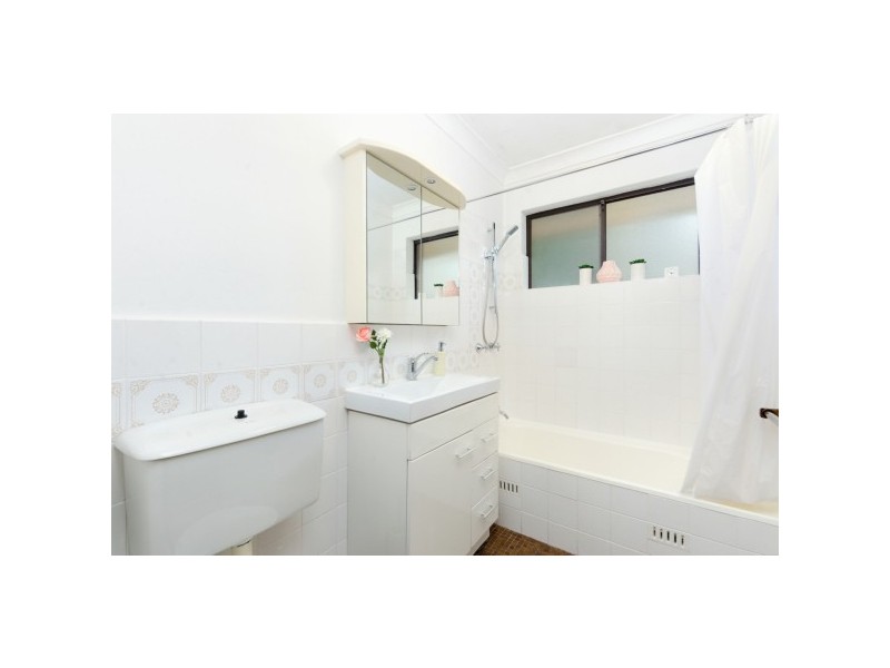 10/23 Jeffrey Street, Canterbury NSW 2193