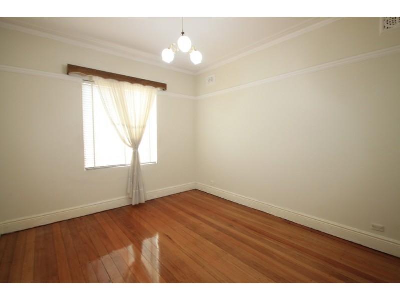 20 Foord Avenue, Hurlstone Park NSW 2193