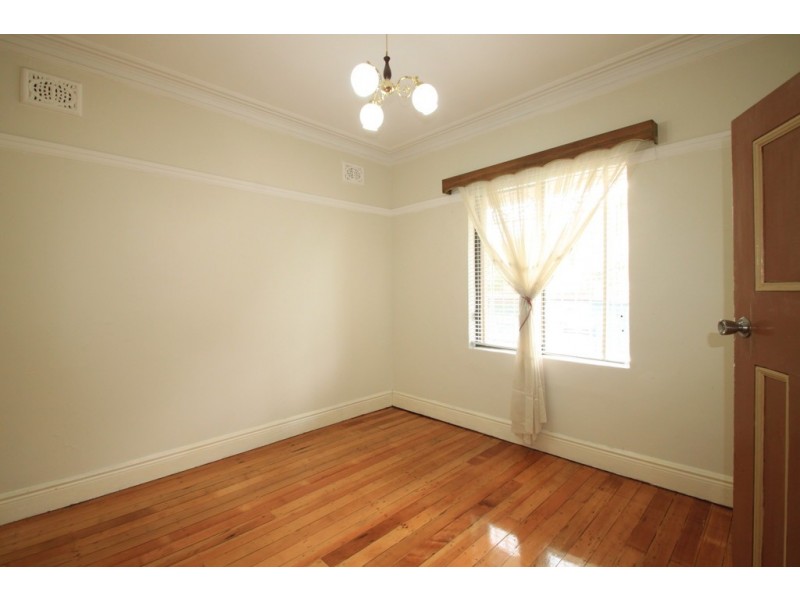 20 Foord Avenue, Hurlstone Park NSW 2193