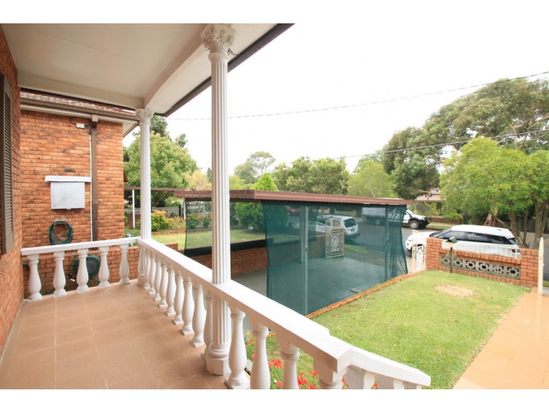 20 Foord Avenue, Hurlstone Park NSW 2193