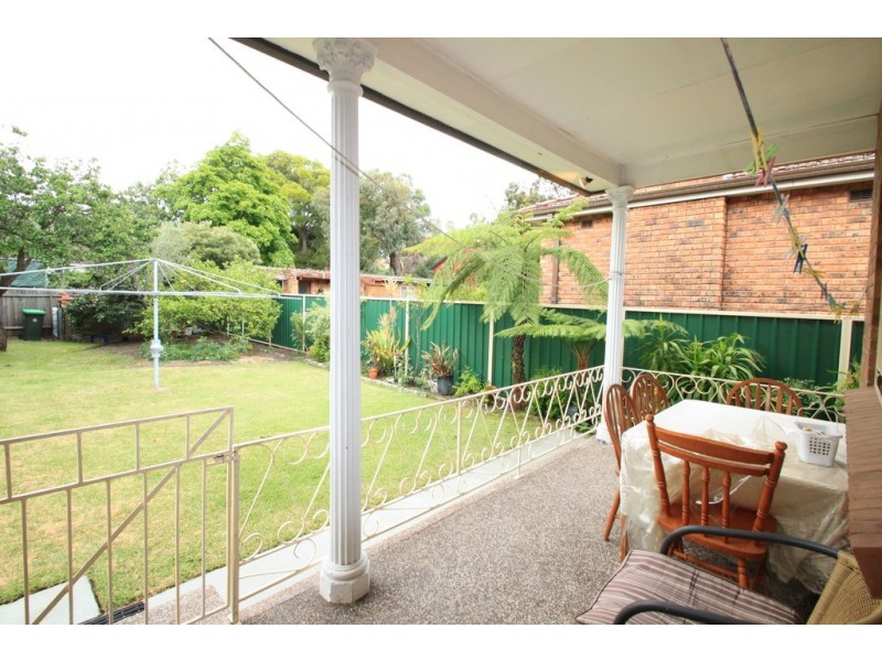 20 Foord Avenue, Hurlstone Park NSW 2193