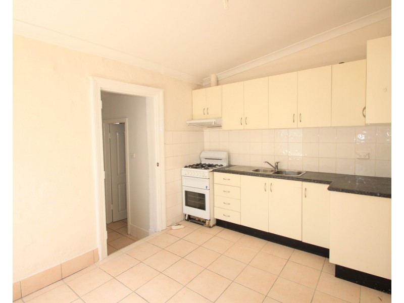 12 Roberts Street, Camperdown NSW 2050